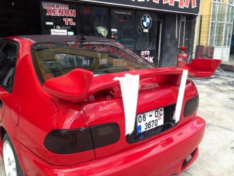 Üniversal Shogun Spoiler Sedan